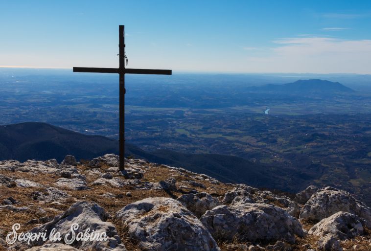 monti sabini vetta monte pizzuto valle del tevere monte soratte